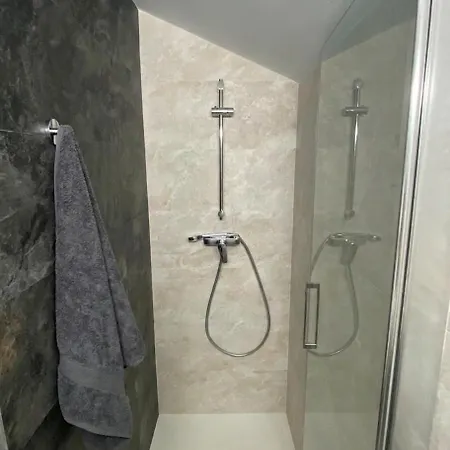 Atic De Apartament