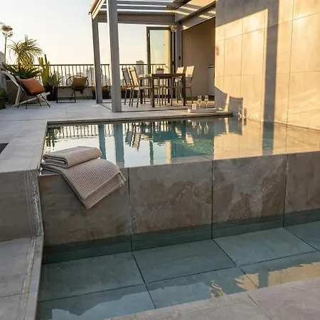 Apartament Atic De